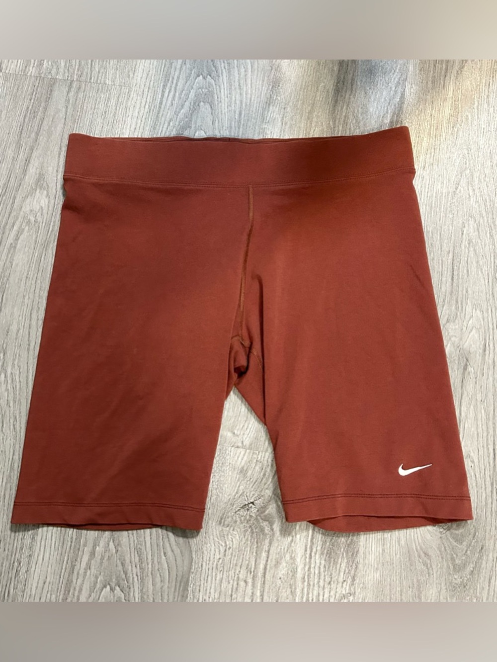 Nike Like NEW XL can fit L-XL Burgundy Athletic Shorts